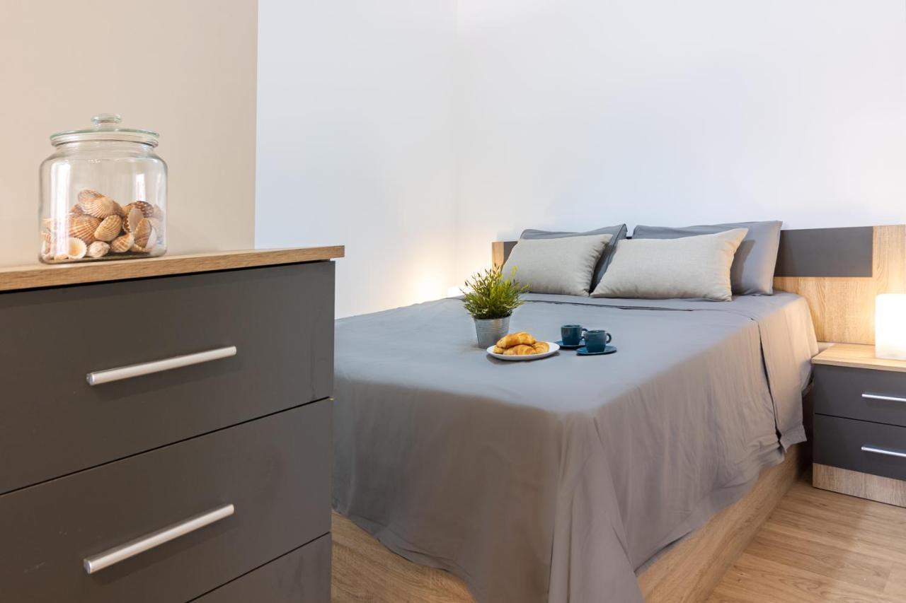 Malagueta Freshapartments Малага Экстерьер фото